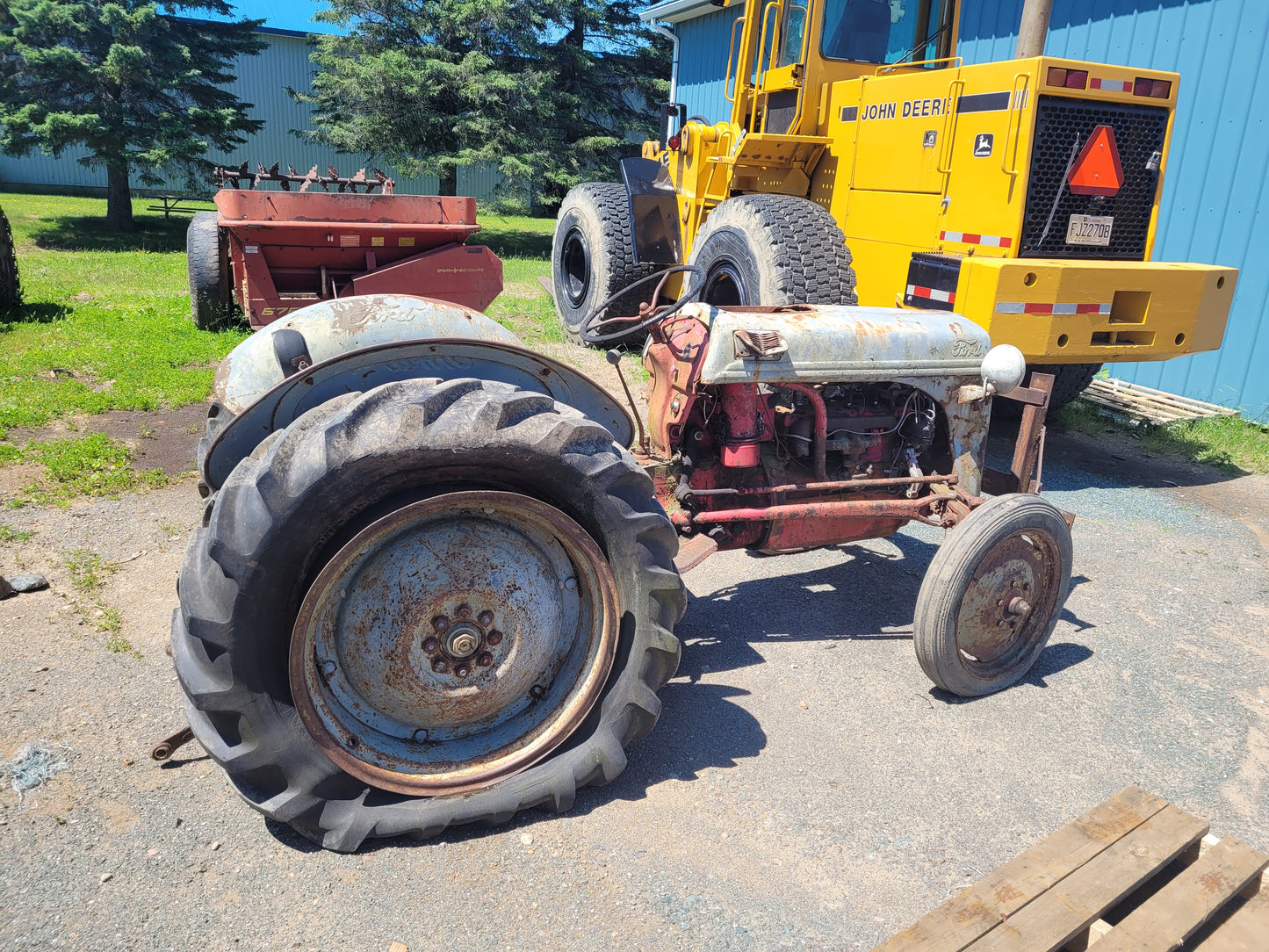 400001- TracteurBBQ Ford 8N