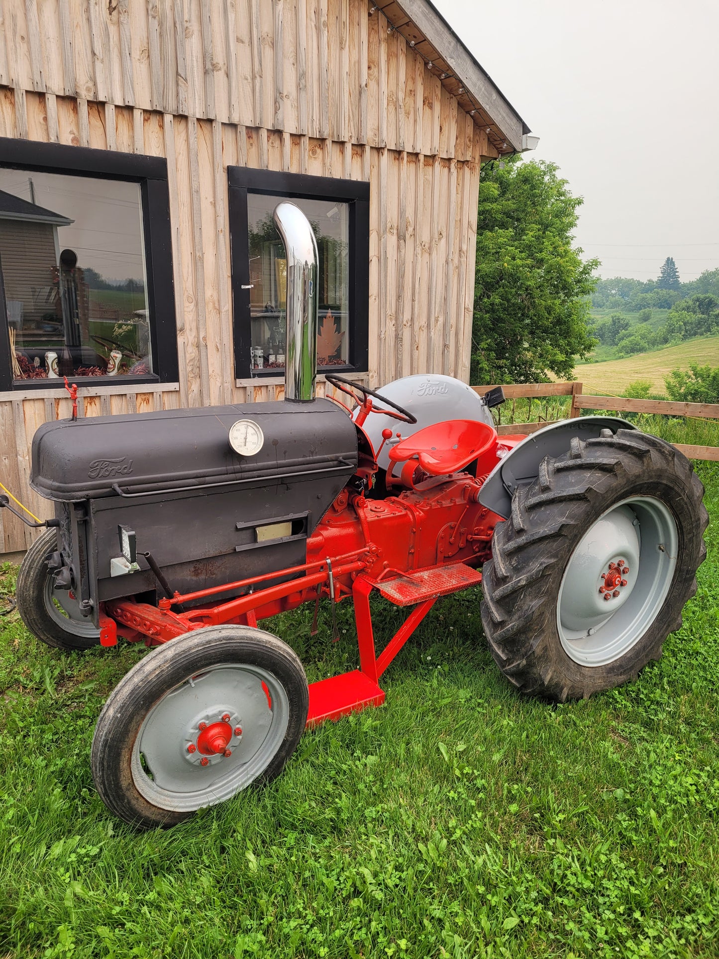 400001- TracteurBBQ Ford 8N