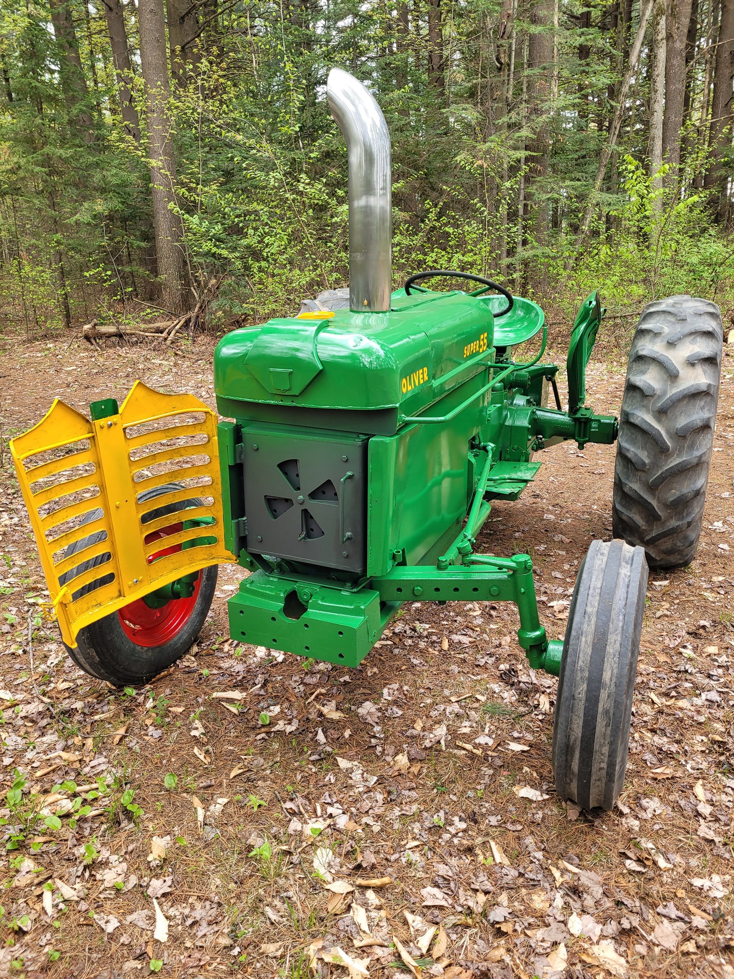 400015- TracteurBBQ Oliver Super 55