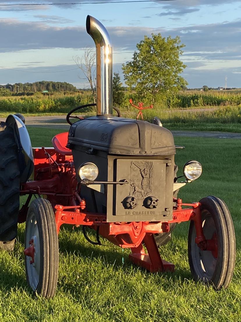 400001- TracteurBBQ Ford 8N